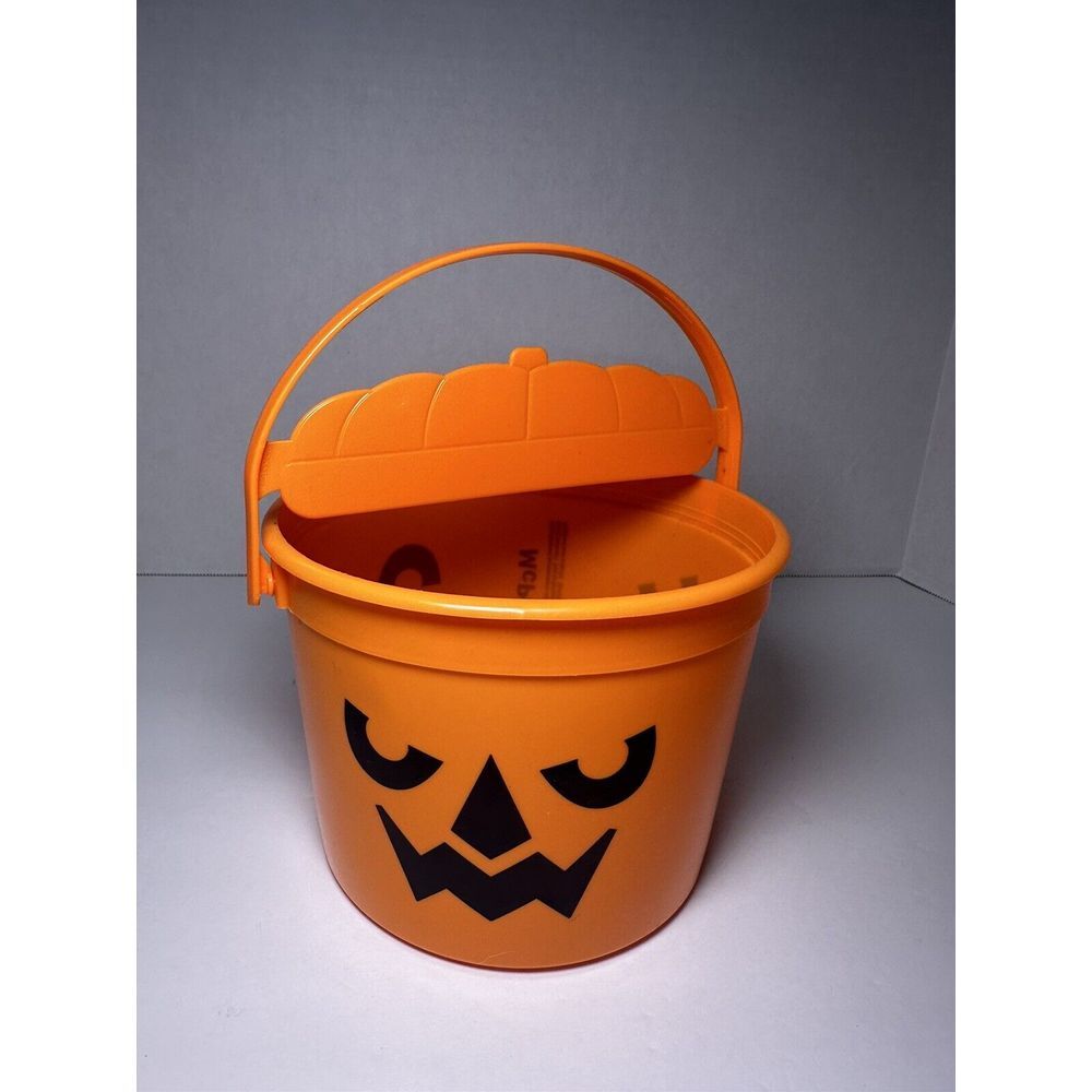 McDonalds HALLOWEEN BUCKET 2022 Orange Pumpkin Happy‎ Meal MCPUNKIN